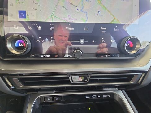 Used 2024 Lexus TX 350 AWD image 18