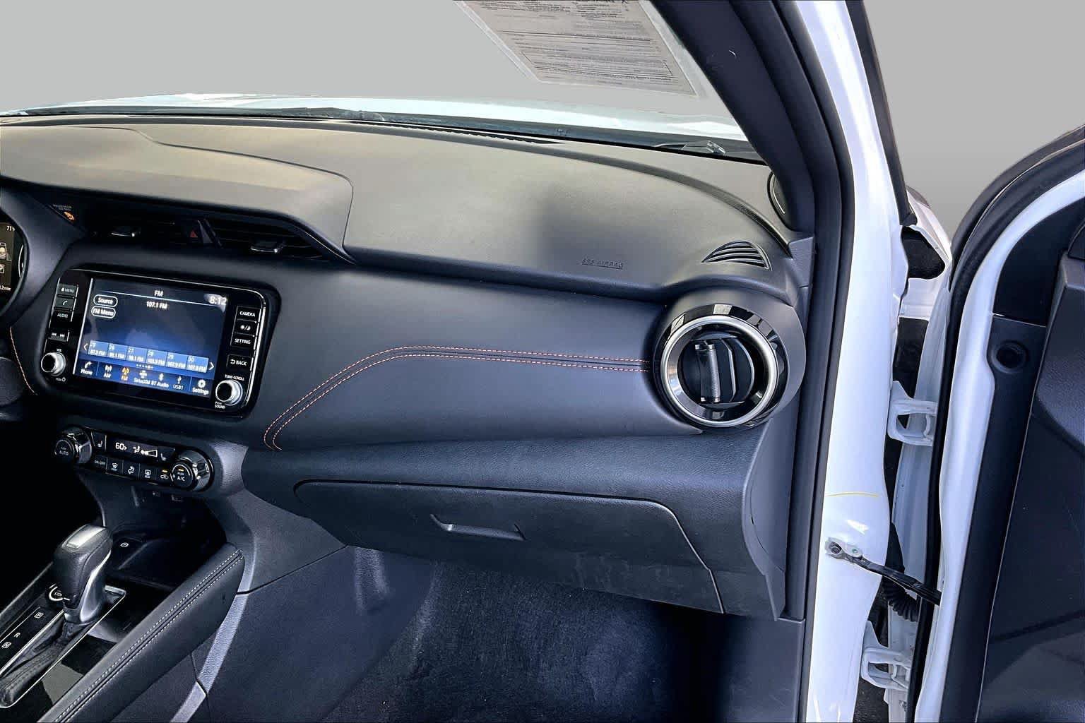 Certified 2024 Nissan Kicks SR w/ SR Premium Package FWD image 18