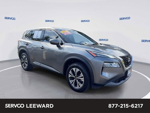 Used 2021 Nissan Rogue SV image 1