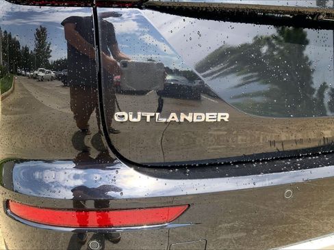 Used 2024 Mitsubishi Outlander SE FWD image 31