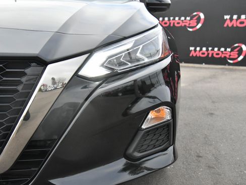 Used 2021 Nissan Altima 2.5 SR image 11
