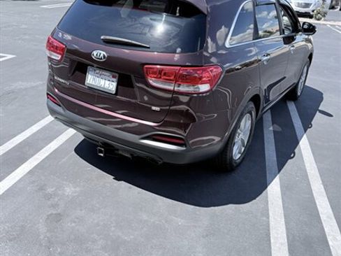 Used 2016 Kia Sorento LX w/ LX Convenience Package image 6