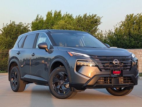New 2026 Nissan Rogue SV FWD image 2