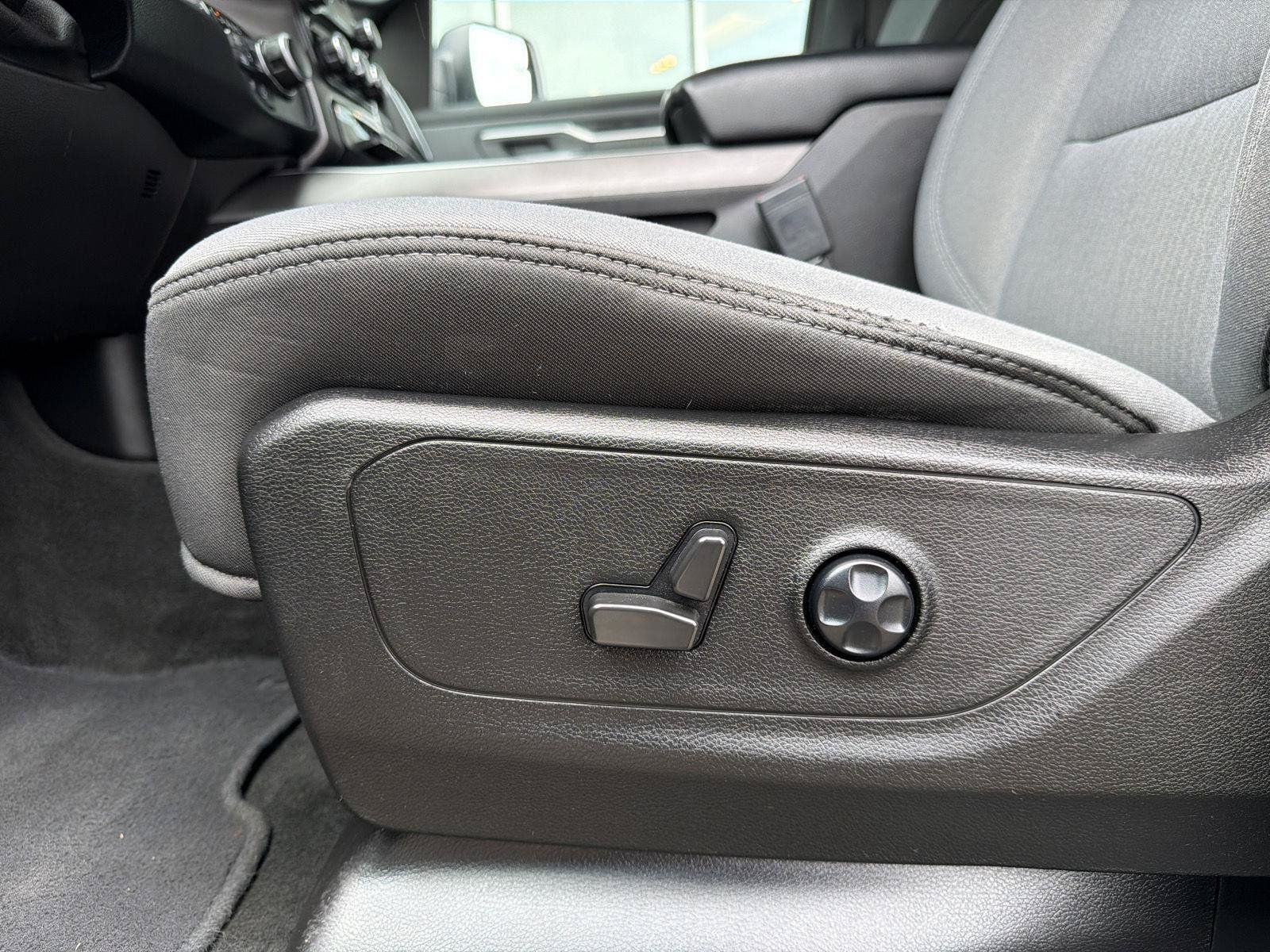 Used 2021 RAM 1500 Big Horn AWD/4WD image 16