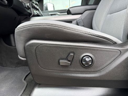 Used 2021 RAM 1500 Big Horn AWD/4WD image 16