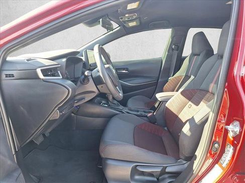 Certified 2025 Toyota Corolla SE image 10