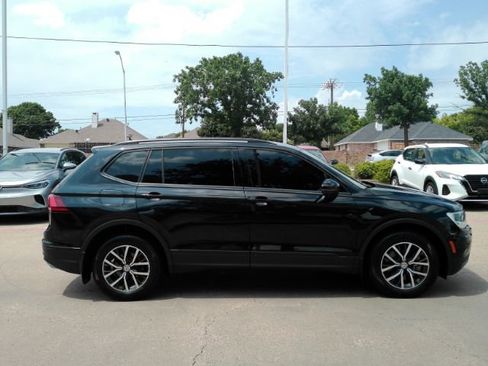 Used 2021 Volkswagen Tiguan S FWD image 5