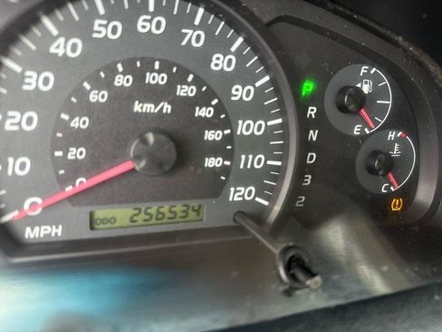Used 2006 Toyota Tundra SR5 RWD image 10