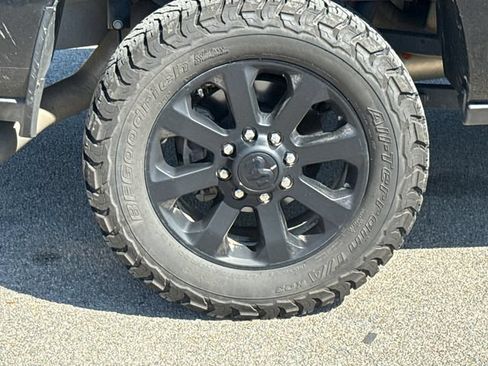 Used 2024 RAM 2500 Laramie w/ Night Edition AWD/4WD image 9