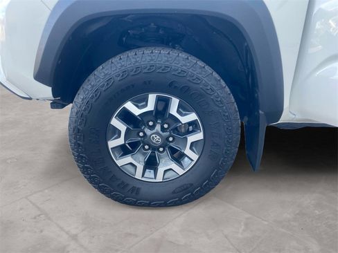 Used 2023 Toyota Tacoma TRD Off-Road image 14