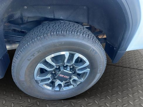 Certified 2023 GMC Sierra 3500 SLT w/ SLT Convenience Package image 24