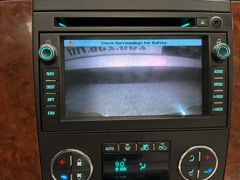 Used 2009 Chevrolet Silverado 3500 LTZ w/ LTZ Plus Package image 17