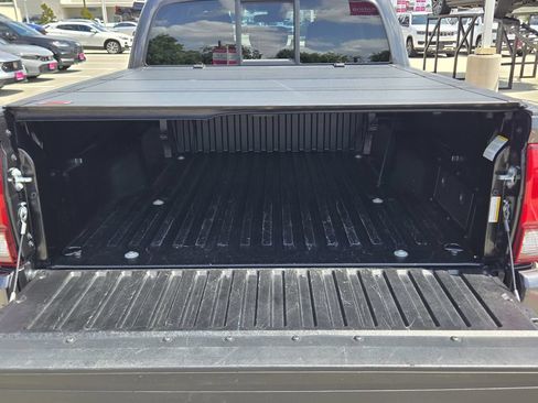 Used 2023 Toyota Tacoma SR AWD/4WD image 14