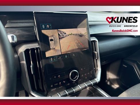 Used 2025 GMC Acadia Elevation AWD/4WD image 26