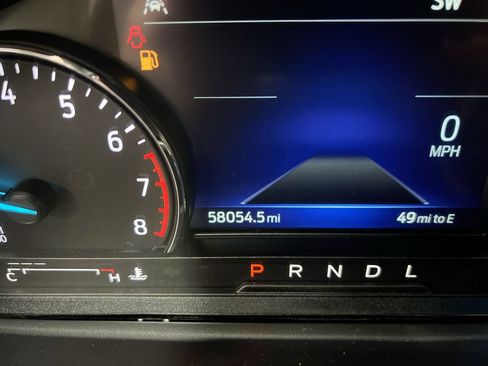 Used 2022 Ford Explorer XLT AWD/4WD image 13