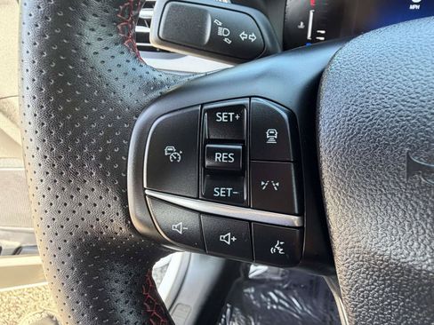 Used 2024 Ford Escape ST-Line w/ Tech Pack #1 AWD/4WD image 15