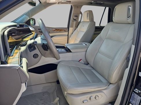 Used 2022 Cadillac Escalade Premium Luxury Platinum AWD/4WD image 17
