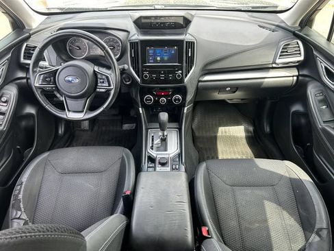 Used 2020 Subaru Forester Premium AWD/4WD image 30