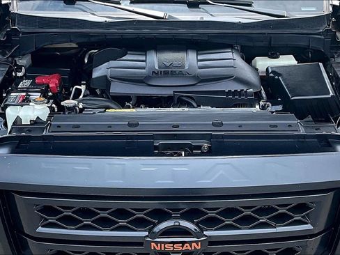 Used 2021 Nissan Titan PRO-4X w/ Pro-4x Convenience Package AWD/4WD image 35
