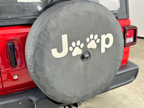 Used 2022 Jeep Wrangler Unlimited Sport AWD/4WD image 34