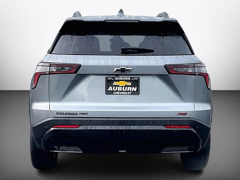 Used 2025 Chevrolet Equinox RS w/ Convenience Package III image 4