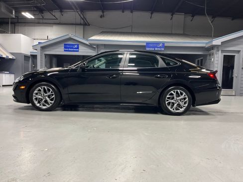 Used 2023 Hyundai Sonata SEL FWD image 4