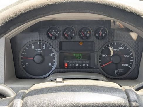Used 2010 Ford F250 XL AWD/4WD image 16