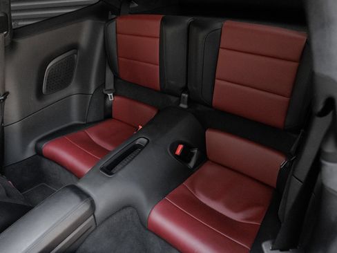 Certified 2018 Porsche 911 Turbo AWD/4WD image 23