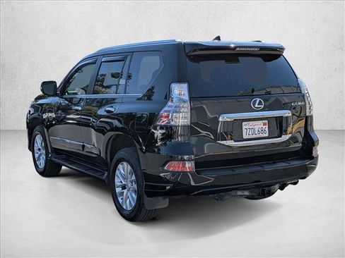 Used 2017 Lexus GX 460 Premium w/ Premium Package AWD/4WD image 8