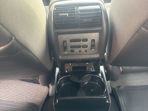 Used 2003 Ford Explorer Sport Trac XLT image 36