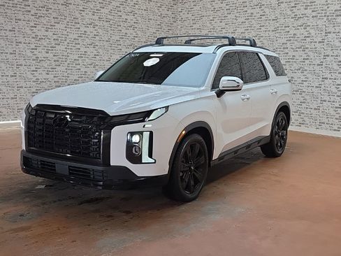 Used 2024 Hyundai Palisade XRT AWD/4WD image 3