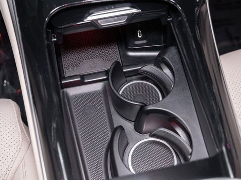 Certified 2026 Mercedes-Benz GLC 300 image 19