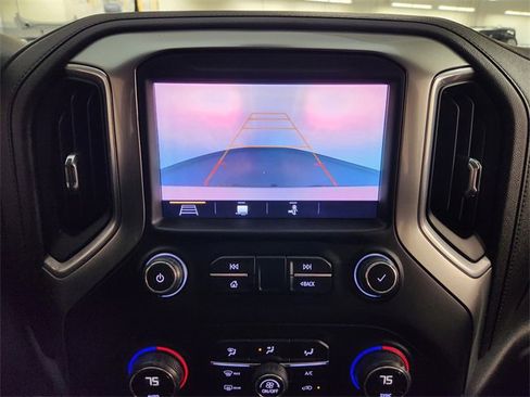 Used 2019 Chevrolet Silverado 1500 LT Trail Boss image 18