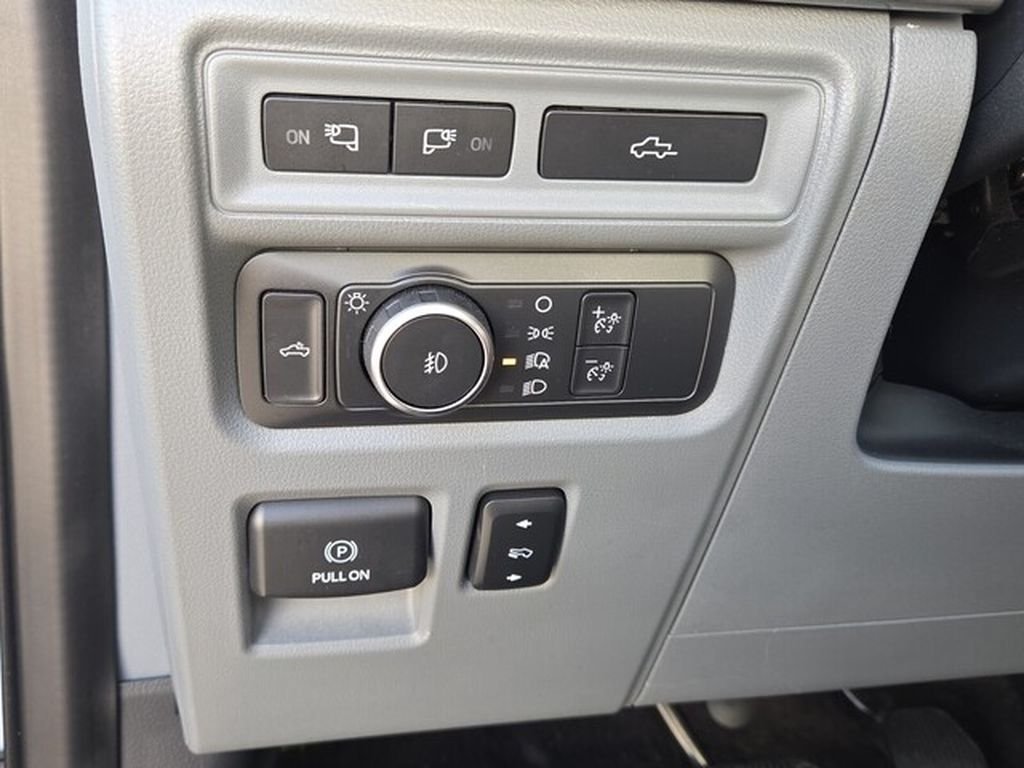 Used 2021 Ford F150 Lariat w/ Equipment Group 501A Mid AWD/4WD image 31