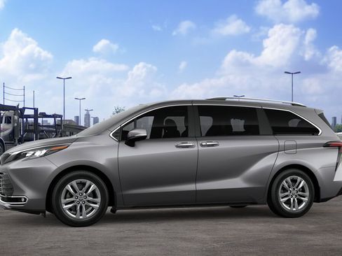 New 2026 Toyota Sienna Limited image 3