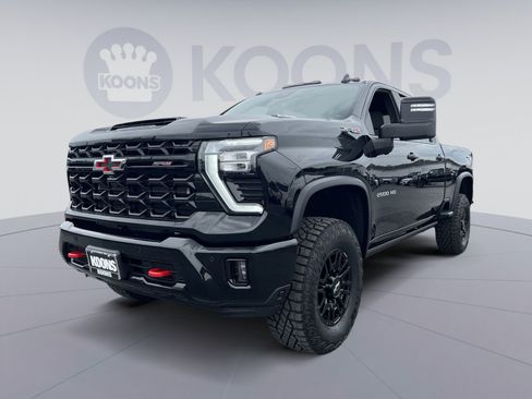 Used 2026 Chevrolet Silverado 2500 ZR2 AWD/4WD image 1