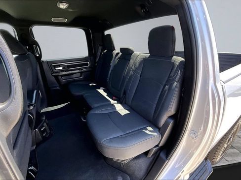 Certified 2026 RAM 2500 Big Horn AWD/4WD image 19