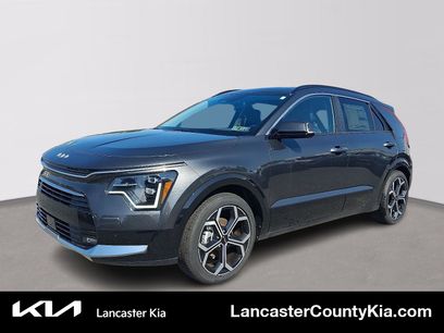 New 2025 Kia Niro SX Touring