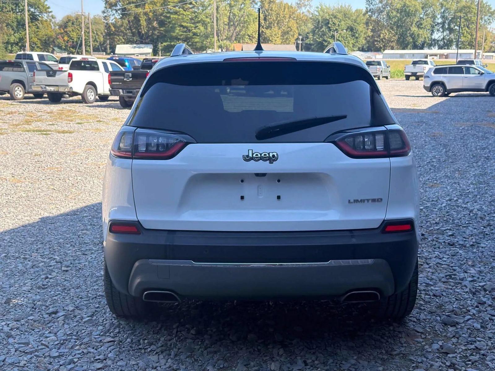 Used 2019 Jeep Cherokee Limited FWD image 6