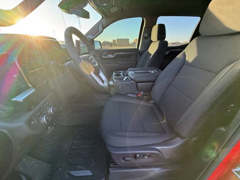 New 2026 GMC Sierra 1500 Elevation image 9