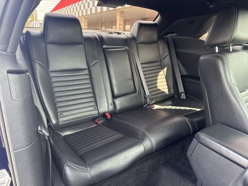 Used 2013 Dodge Challenger R/T image 27