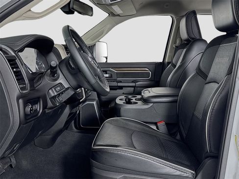 Used 2024 RAM 3500 Laramie image 15