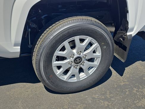 New 2026 Toyota Tacoma SR5 RWD image 10