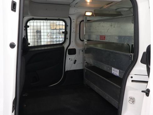 Used 2019 RAM ProMaster City Tradesman SLT FWD image 15