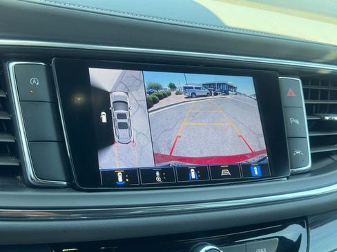 Used 2024 Buick Enclave Premium image 26