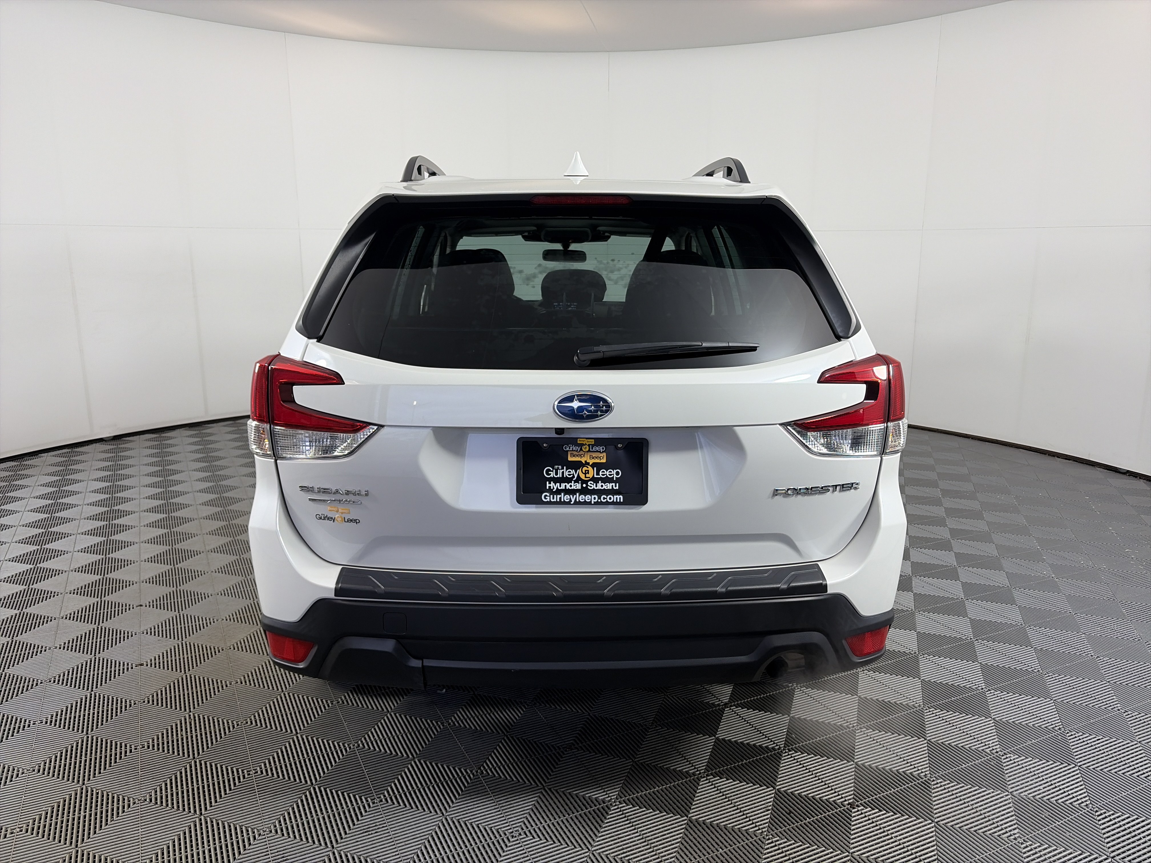 Certified 2023 Subaru Forester Premium AWD/4WD image 9