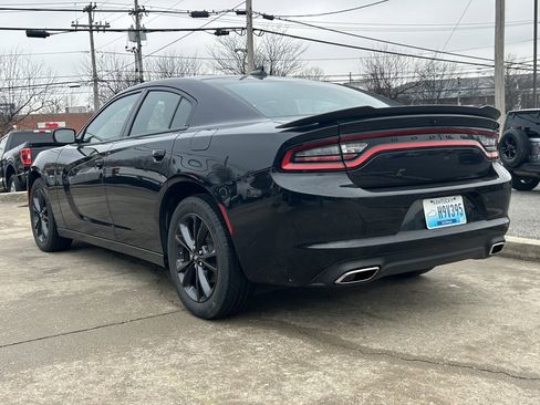 Used 2023 Dodge Charger SXT w/ Blacktop Package image 8