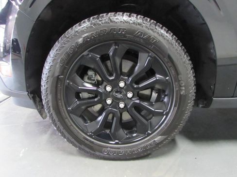 Certified 2024 Ford Maverick Lariat w/ Black Appearance Package FWD image 9
