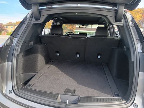 Used 2025 Acura RDX SH-AWD image 34
