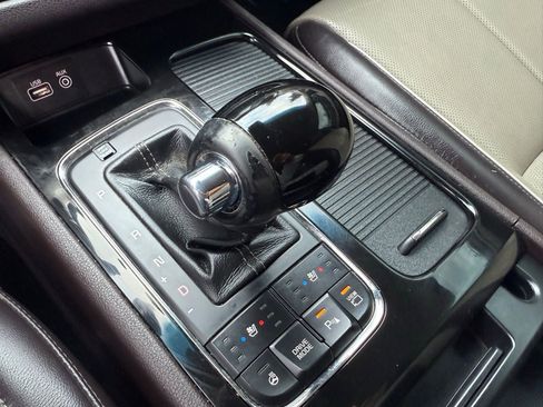 Used 2016 Kia Sedona SX Limited w/ Option Group 030 image 31